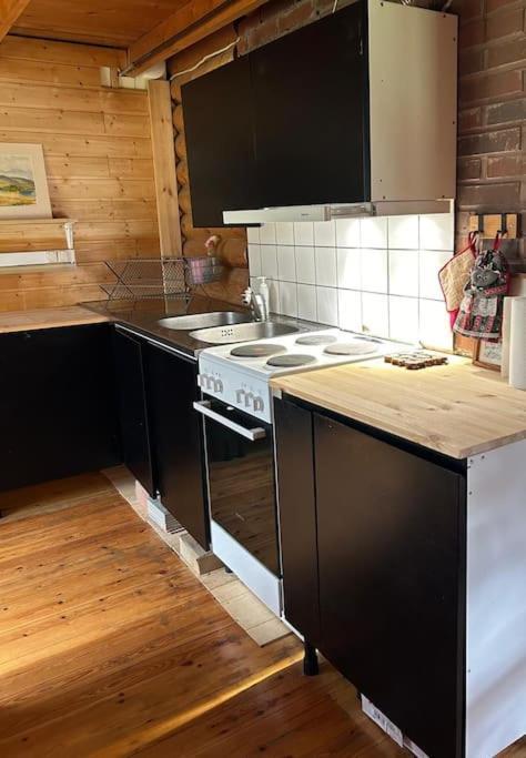 Villa Viihtyisae Moekki Riekkojen Mailla Hetassa Enontekiö Exterior foto